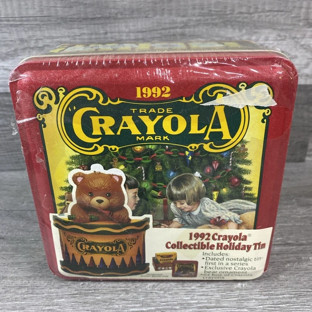Crayola Holiday Tin 1992 Unisex OS Red NEW 1st‎ Edition 64 Crayons Bear Ornament